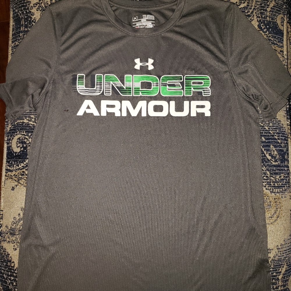 Like new! Boys shirt